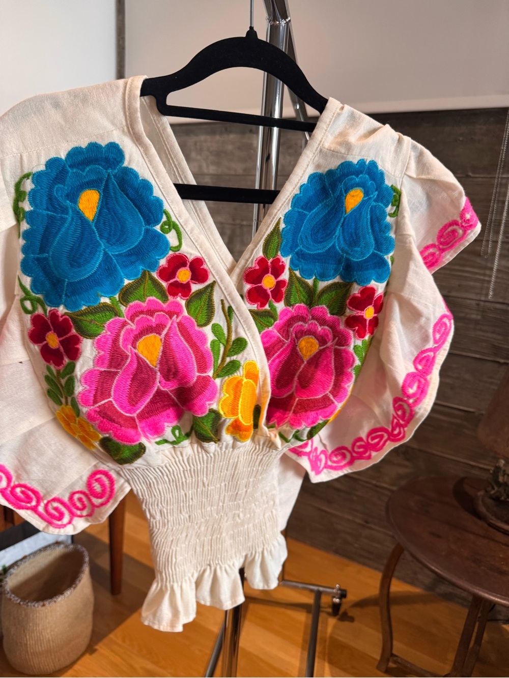 Solei Floral Butterfly Sleeve Crop Top